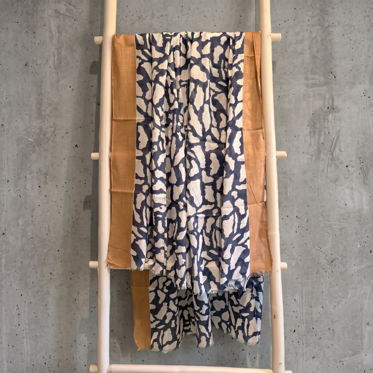 Blue Giraffe Cotton Summer Scarf